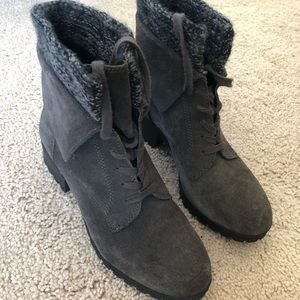 Great winter boots. Perfect for leggings.
